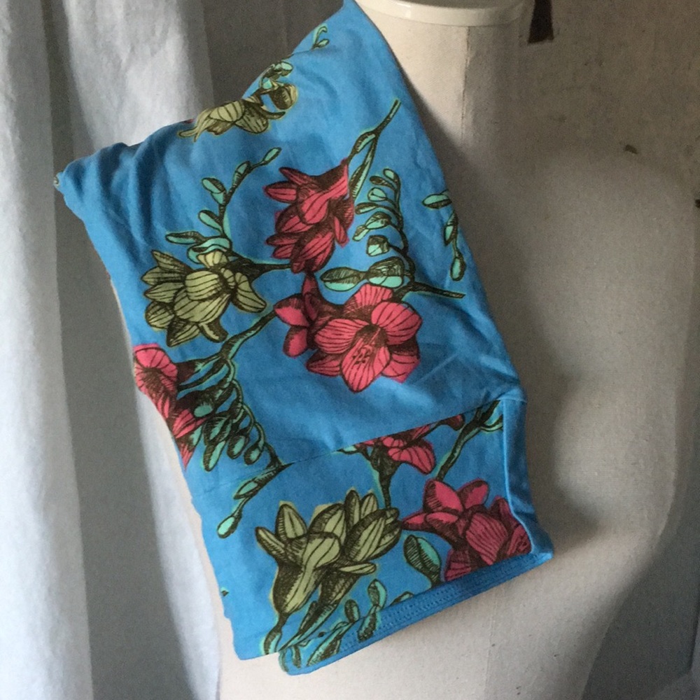 LuLaRoe OS Leggings New!